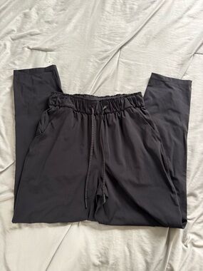 Lululemon pants